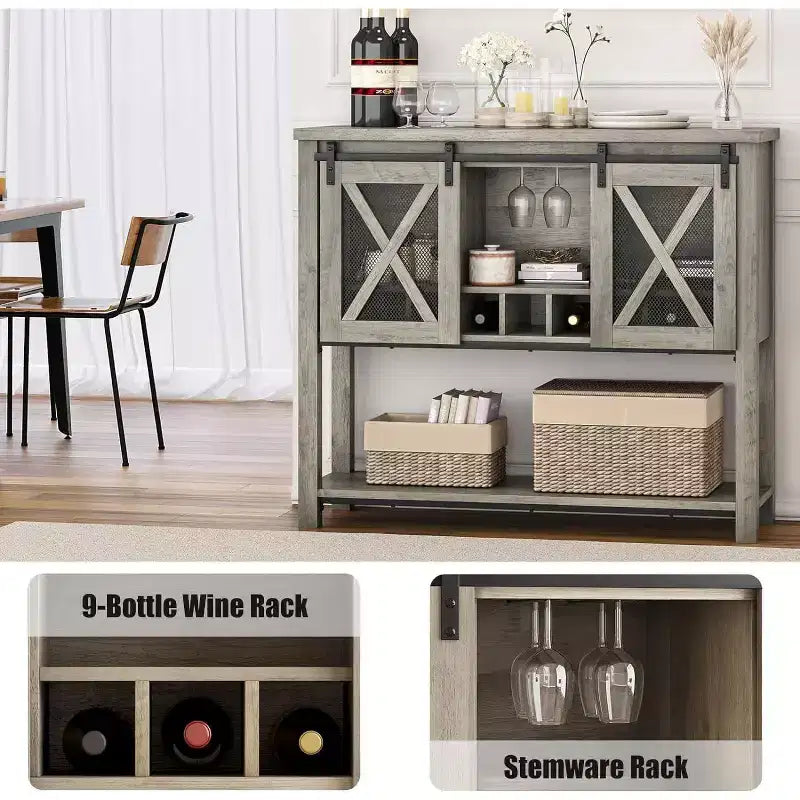 Meuble de bar à vin gris/blanc avec porte coulissante de style grange, porte-bouteilles et porte-verres