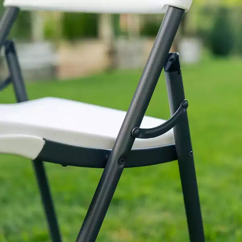 Chaise pliante à piétement en boucle, usage commercial léger, lot de 4 – Blanc, utilisation intérieure et extérieure