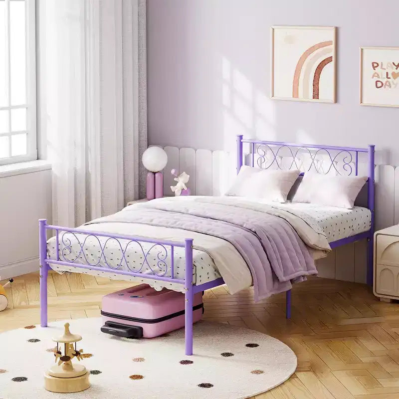 Cadre de lit plateforme en métal noir / rose / violet taro / blanc avec tête et pied de lit, du lit simple au très grand lit californien